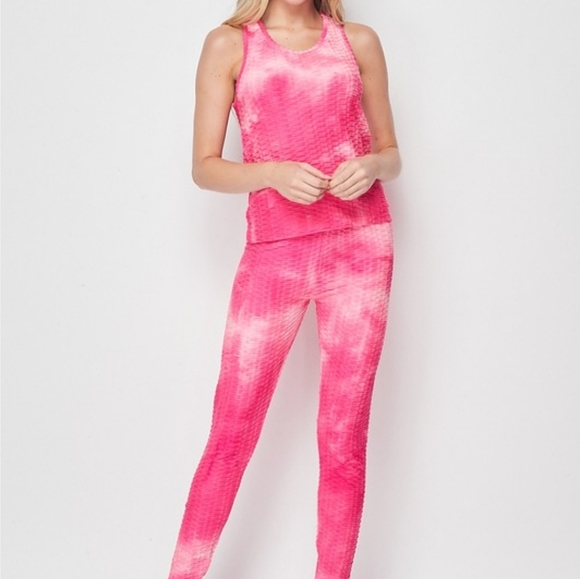 💥Tie Dye Brazilian Racerback 2 pc Tank Leggings - Picture 3 of 3